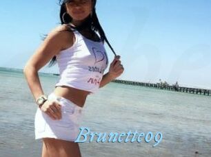 Brunette09