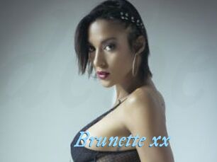 Brunette_xx