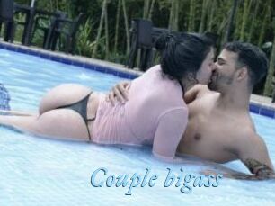 Couple_bigass