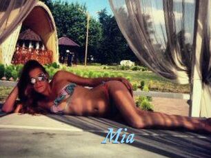 Mia