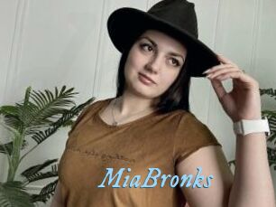 MiaBronks