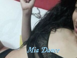 Mia_Dance