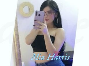 Mia_Harris