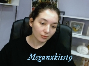 Meganxkiss19