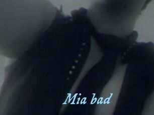 Mia_bad