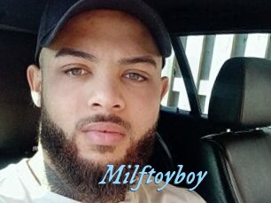 Milftoyboy