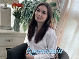 Queeniehails
