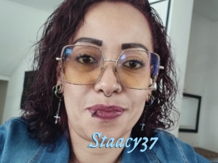 Staacy37