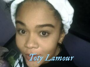 Toty_Lamour