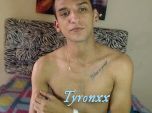 Tyronxx